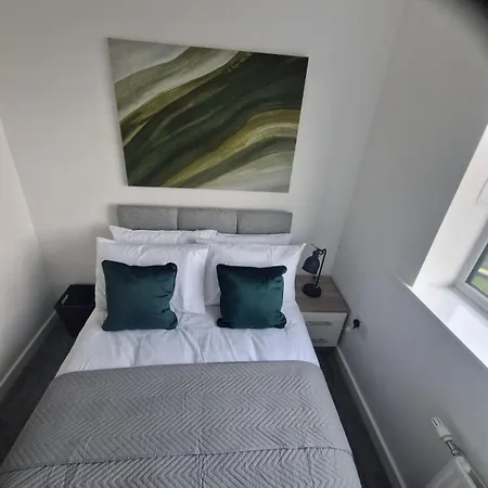 Spacious Luxurious Serviced 4 Maison d'hôtes