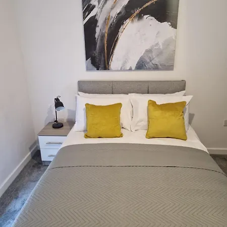 Maison d'hôtes Spacious Luxurious Serviced 4 *